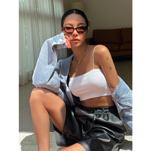 Light Wash Blue Bolero Style Denim Jacket Loose Fit Open - Picture 5 of 9